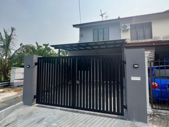 Rumah Corner Lot Taman Puteri Wangsa